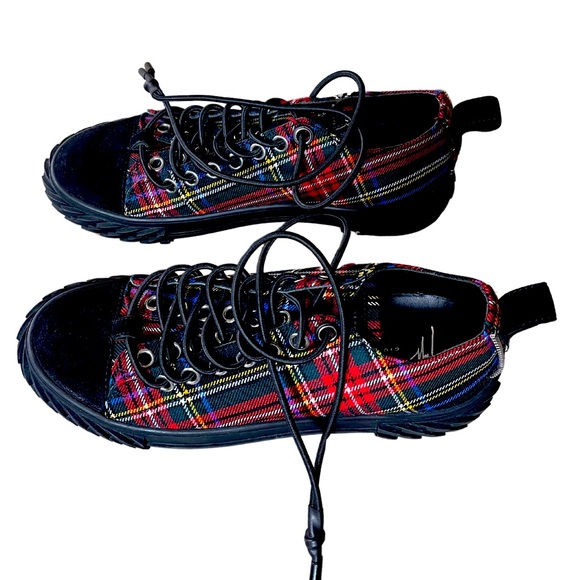 *NEVER WORN* Giuseppe Zanotti Low-top PlaidSize 41.5/8.5